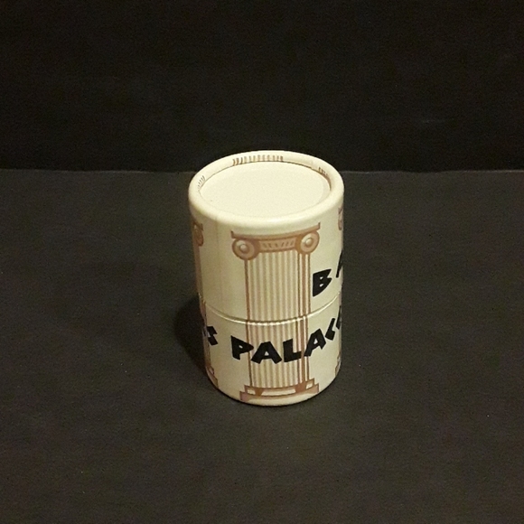 c NEW BACCHANAL RESTAURANT CAESARS PALACE LAS VEGAS MATCHES - Picture 4 of 9